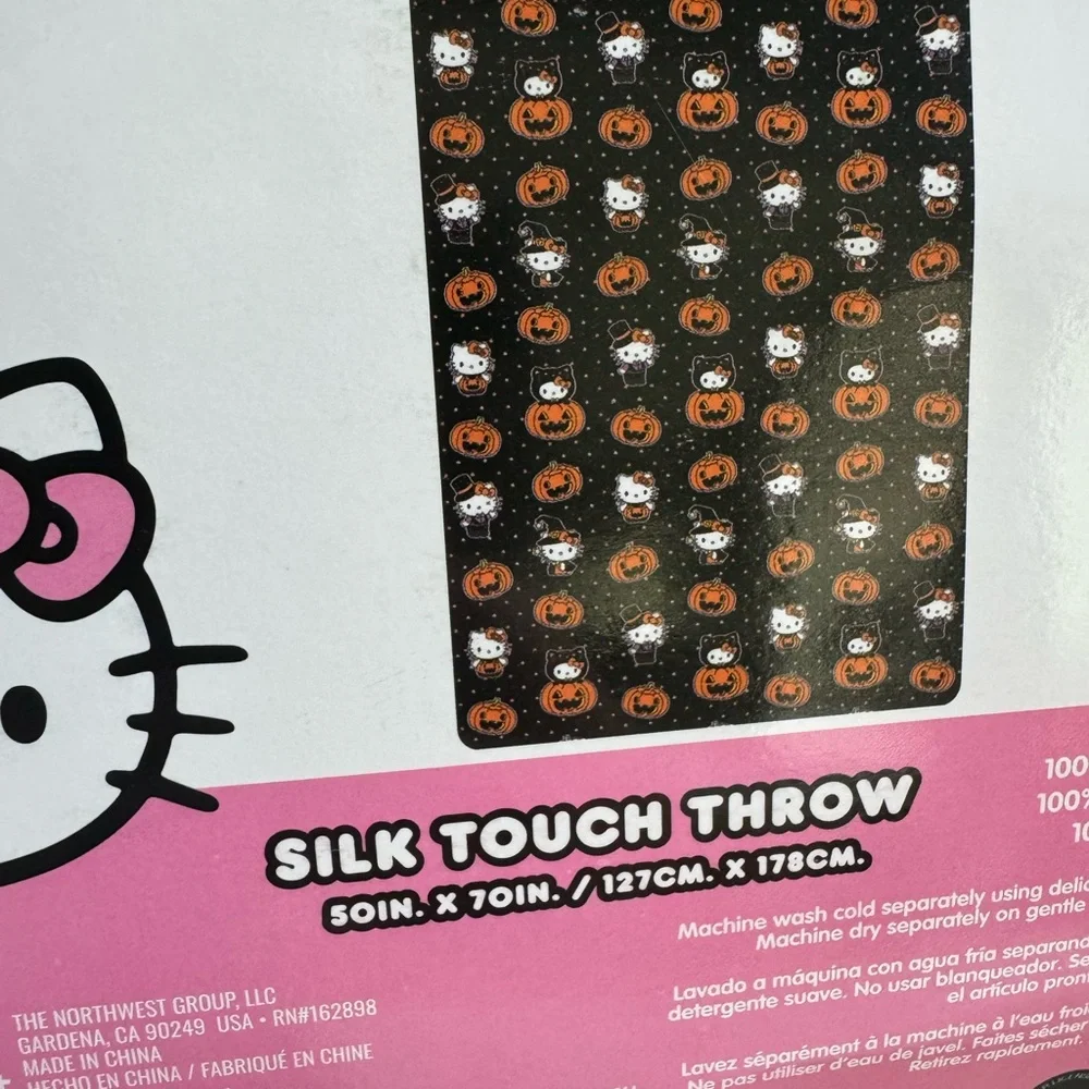 NWT Viral Hello Kitty Halloween Black Which Blanket